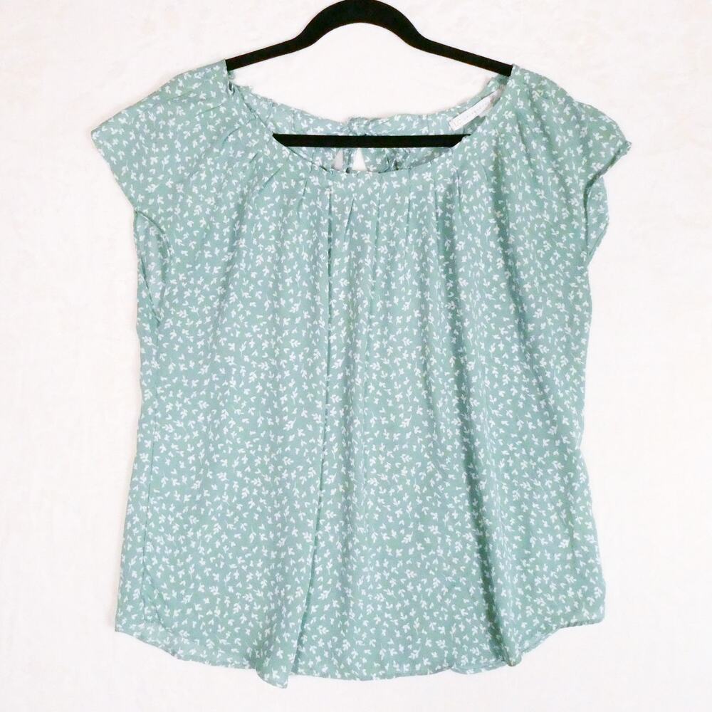 LC Lauren Conrad Mint Green Leaf Print Keyhole Top Size L Cap Sleeve Cottagecore